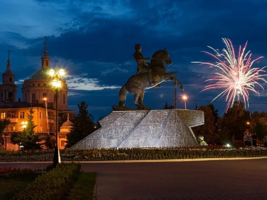 Орёл город. Орел в городе Орел. Гордые Орлы. Город Орел 5 августа. Начало года орла