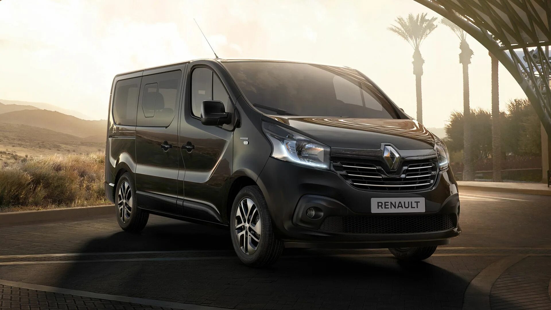 Фото трафик. Renault Trafic SPACECLASS 2020. Минивэн Рено трафик 2020. Renault Traffic 3. Renault Trafic III 2017.