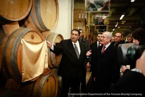 Ереванский коньячно водочный комбинат арарат