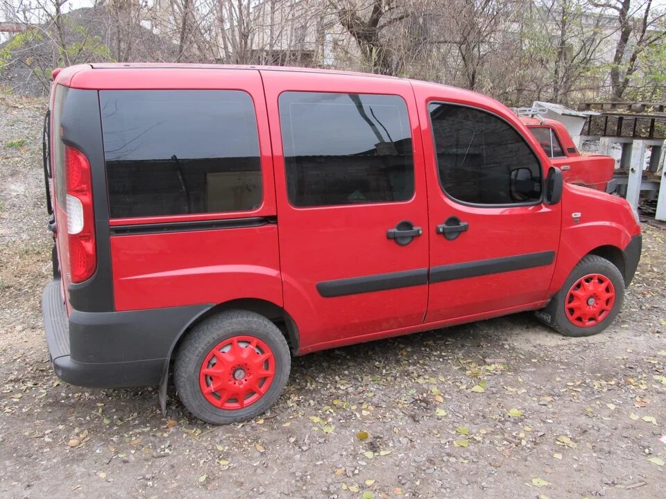 Купить бу фиат спб. Fiat Doblo 1.6. Фиат Добло 2007. Фиат Добло 1.24. Фиат Добло 1.4.