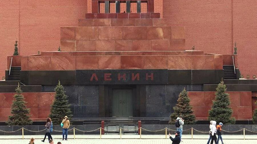 Автор мавзолея ленина. Мавзолей в.и Ленина на красной площади в Москве.