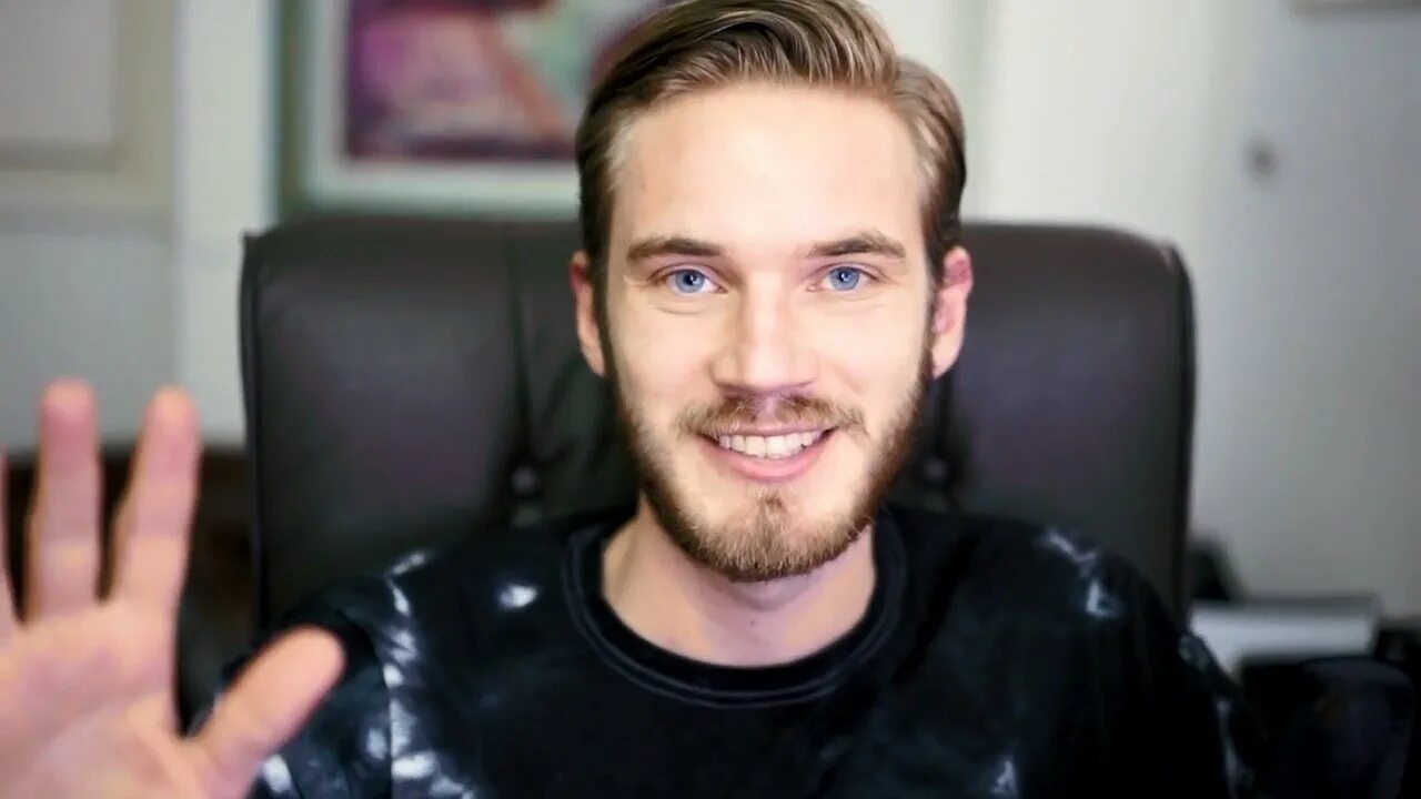 ПЬЮДИПАЙ. Блоггер ПЬЮДИПАЙ. PEWDIEPIE 2022. Самые популярные блогеры в ютуб