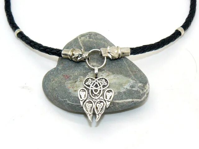 сувенир оберег. талисман в подарок. обереги славян. амулеты в подарок. щит перуна оберег.