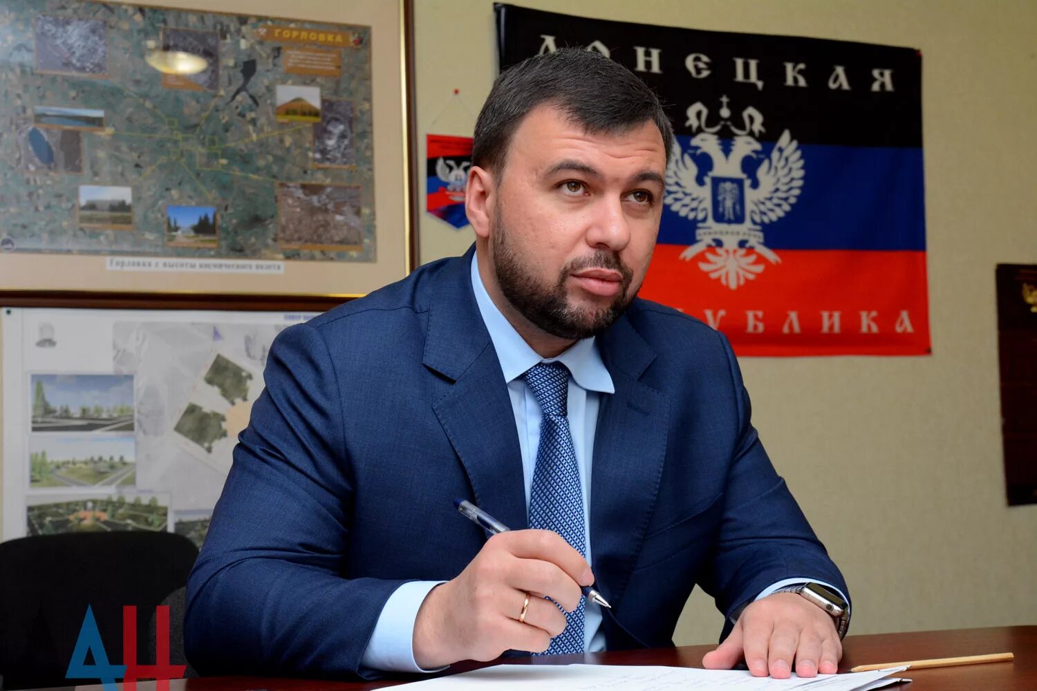 Руководитель донецкой республики. Денис пушилин. глава донецкой народной республики денис пушилин. пушилин донецк. император пушилин.
