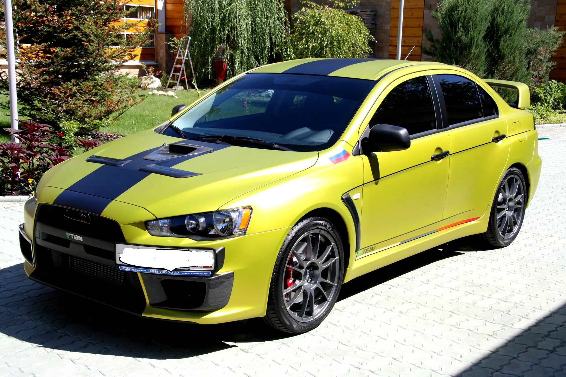 Mitsubishi lancer отзывы. Митсубиси Лансер Эволюшн. Mitsubishi Lancer 10. Митсубиши Лансер 10. Мицубиси Эволюшн 10.