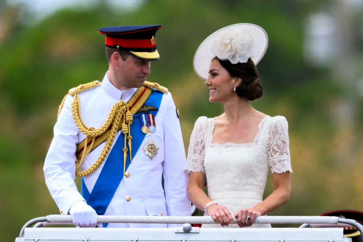 Новости о принцессе уэльской кэтрин. Принц Уильям и Кейт Миддлтон. Принц и принцесса Уэльские Кейт и Уильям. Жена принца Уильяма Кейт Миддлтон. Принцесса Кембриджская Кейт.