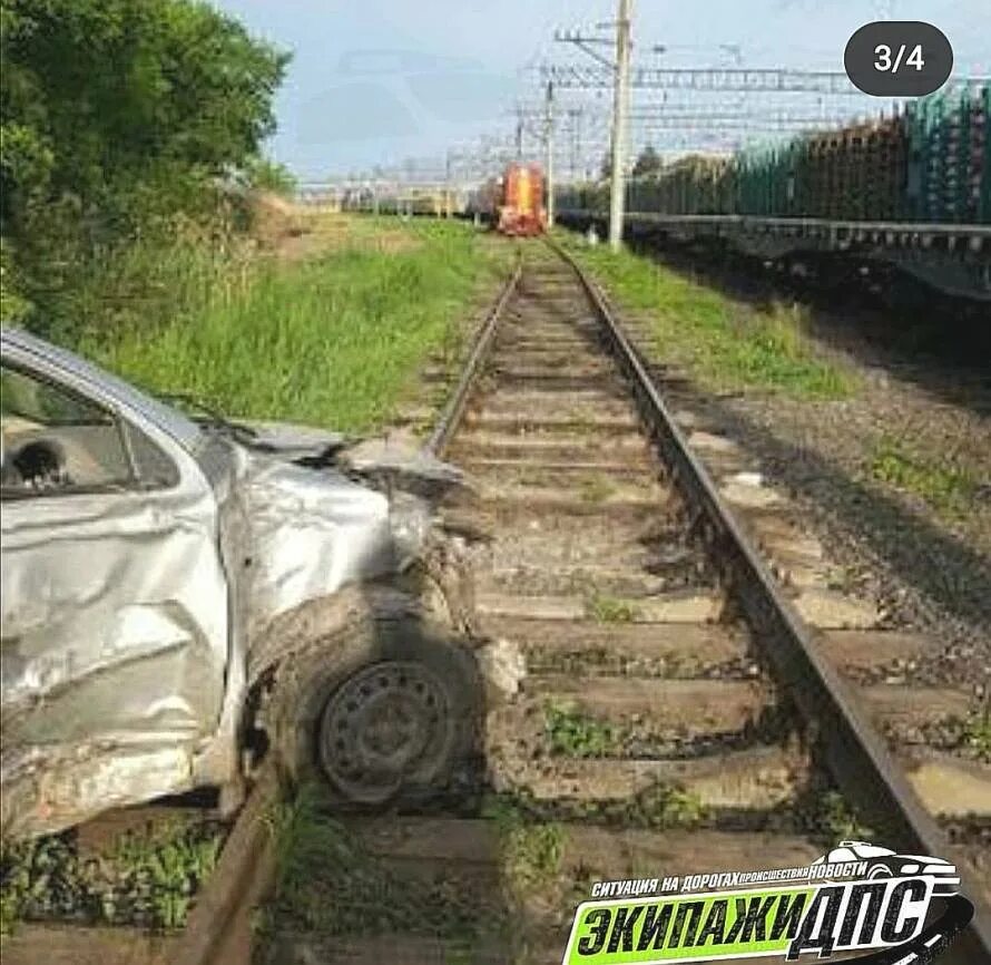 ЖД вокзал Озерная Падь. Фото происшествия в Приморье на ж/д. Авария на железной дороге Приморский край. Электричка Спасск Озерная Падь.