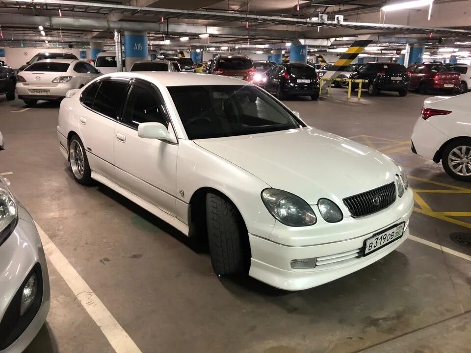 Ул инкарбаева 2б караганда. Toyota aristo 160. Тойота ариста 2001 год. Адрес ресторана ариста в караганде. Arista машина.