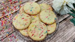 Sprinkles Cookie Recipe for New Year 2022! 🎉 🎊 🎆 🌈 - YouTube