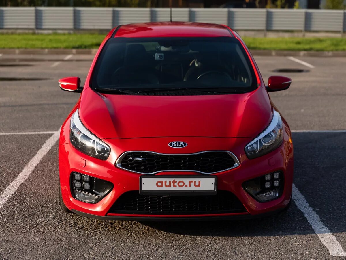 Сид купить спб. Ceed gt 2014. Kia Ceed gt 2014 красный. Kia cee'd gt 2014. Киа СИД 2014 красный.