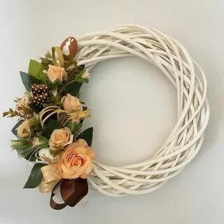 Венок из ротанга мастер класс своими руками