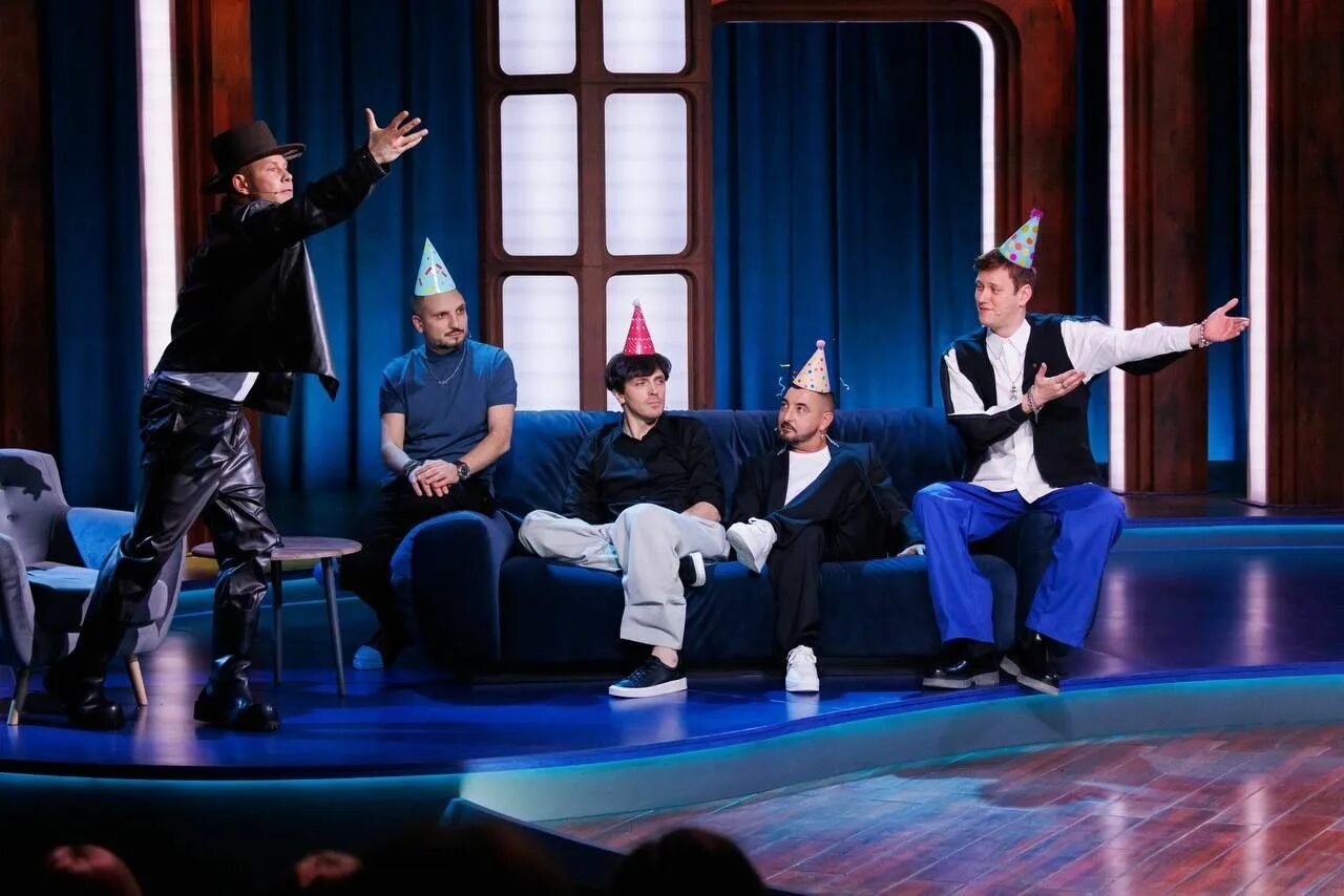 Премьеры стс 2023. Кино михаил трухин. Ведущие русский ниндзя на стс 2023. Актрисы сериала ивановы ивановы. Ведущие русский ниндзя на стс 2023.