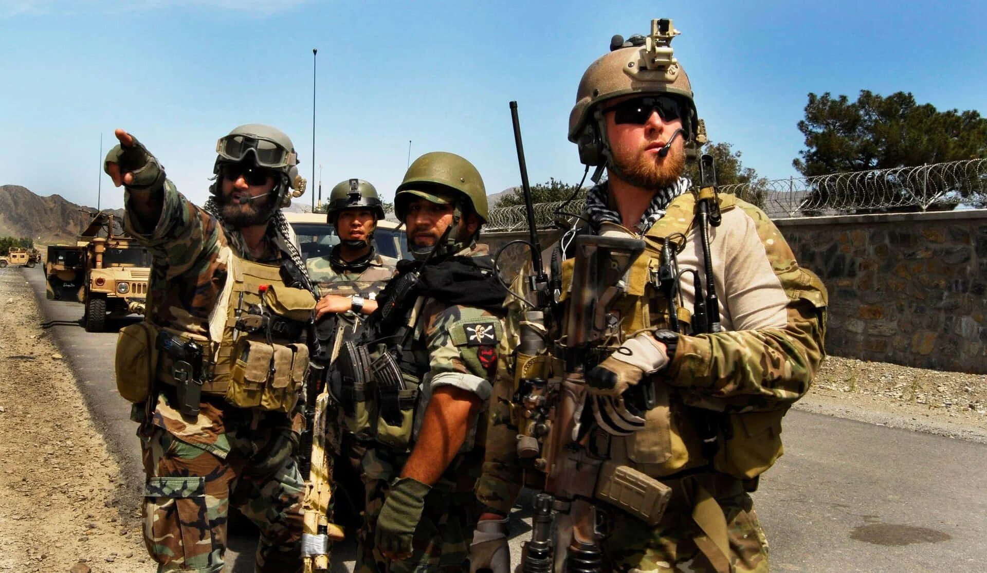 Forces in both and. Iraq forces in 2003. Us army special forces green berets. S army. Us army special forces green berets.