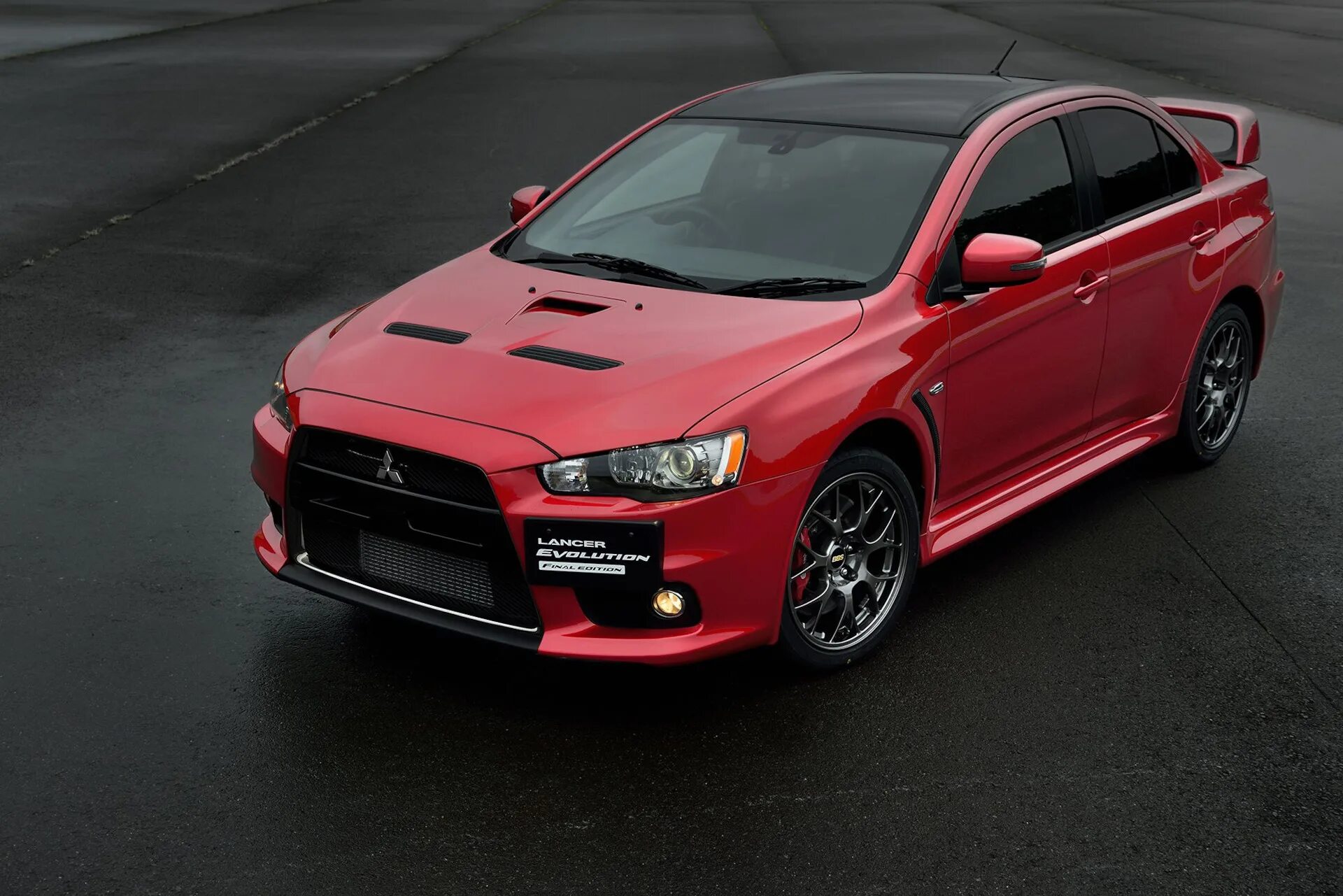 Lancer x купить. Mitsubishi Lancer Evolution 10. Митсубиси Лансер 10 EVO. Митсубиси Лансер Эволюшн 10 красный. Mitsubishi Lancer Evolution 10 Final Edition.