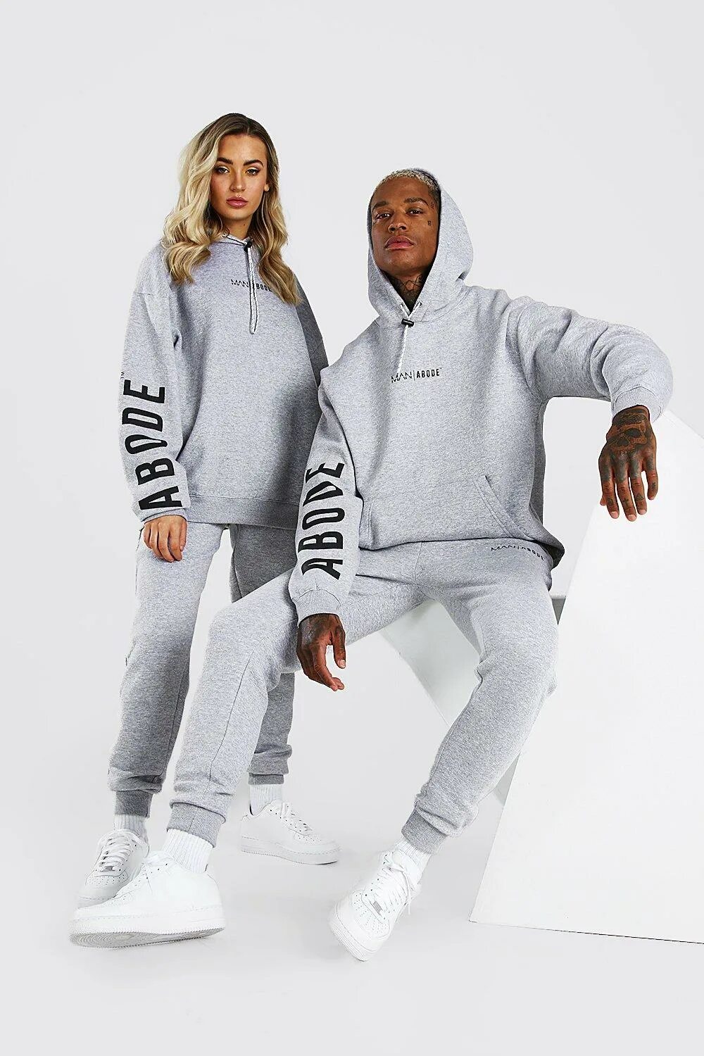 спортивные костюмы оверсайз мужские. мужской костюм оверсай. костюм nike мужской oversize. мужской спортивный костюм oversize. спортивный костюм оверсайз мужской.