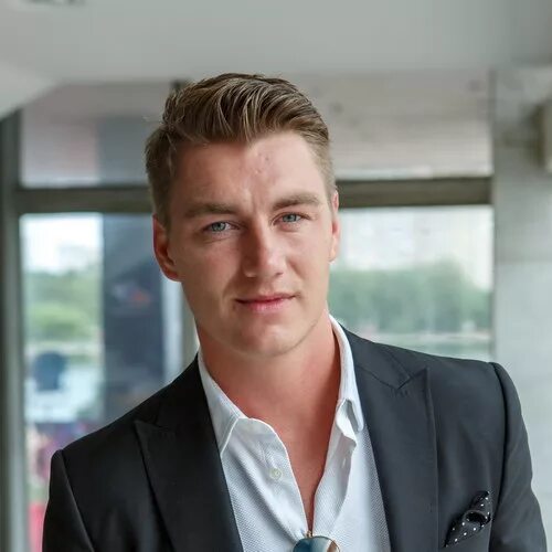 Alex Sparrow - IMDb