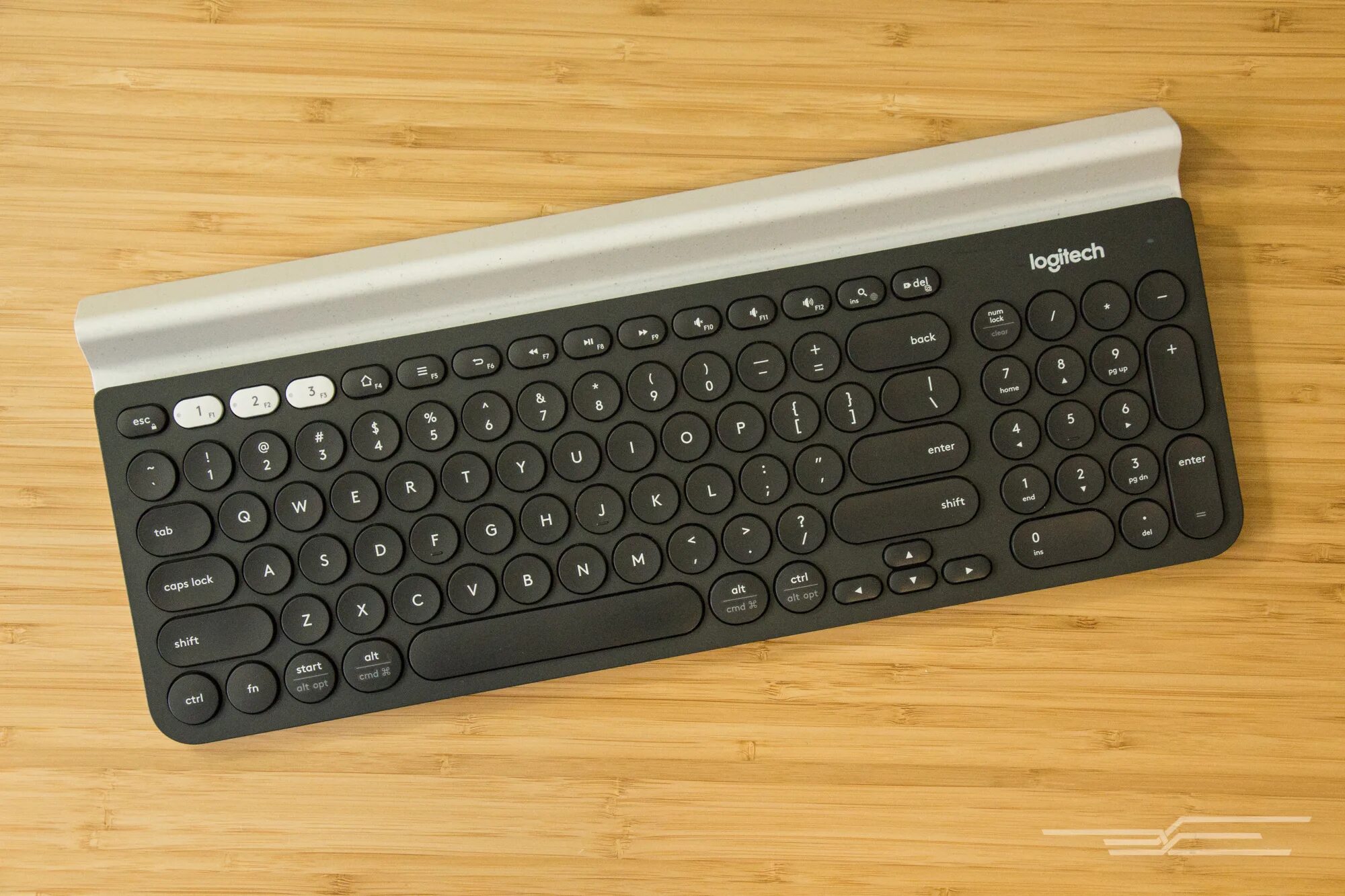 Logitech k780. Клавиатура Logitech k780. Клавиатура беспроводная Logitech k380. Клавиатура Logitech k101. Клавиатура компакт