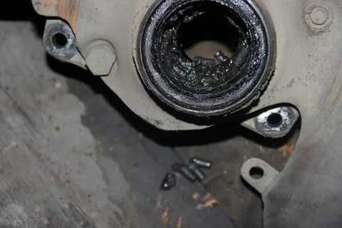 Может ли заклинить ступичный подшипник