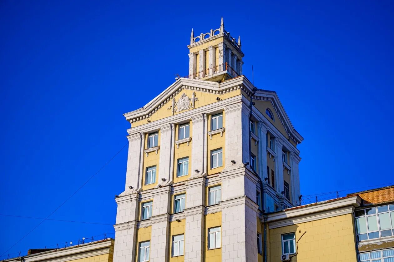Здание владивостока. Городская дума владивостока. здание думы владивосток. дума города владивостока здание.