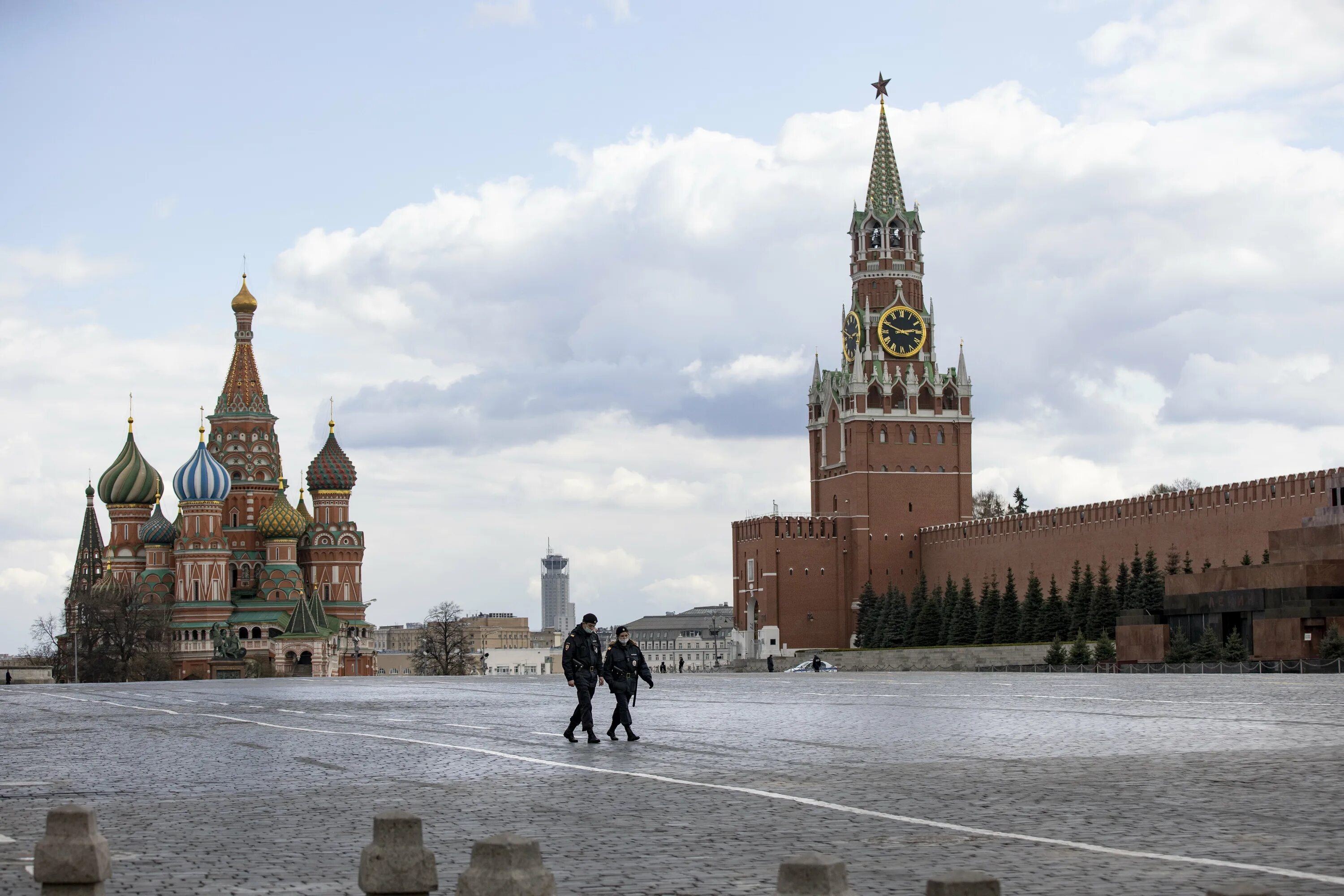 В 2015 году кроме. Красная площадь. Москва Кремль красная площадь. Красная площадь Кремль без людей. Красная площадь фото.