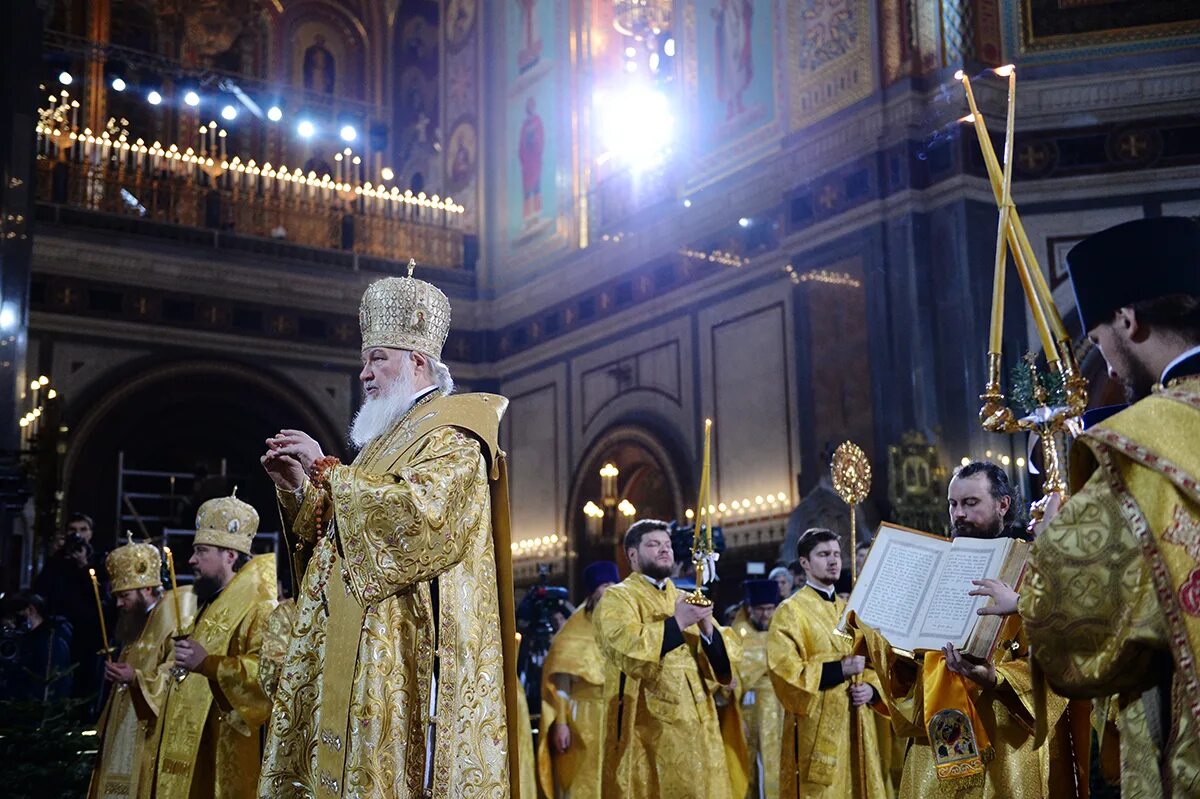 свечницы храм христа спасителя. новогодний праздник в храме христа спасителя. храм христа спасителя в москве рождество. храм христа спасителя пасха 2022. храм христа спасителя 2022.