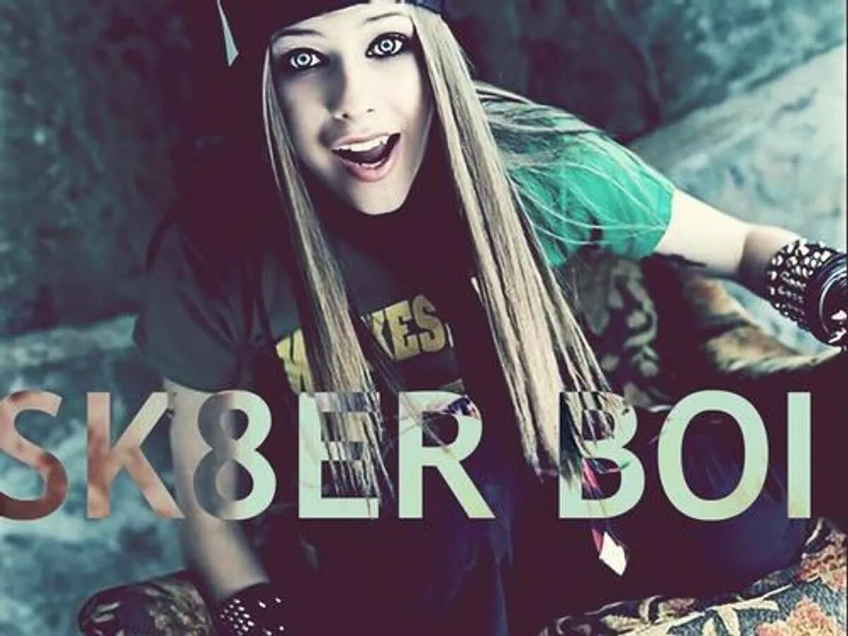 Скейтер бой Аврил. Avril Lavigne Skater boy. Avril Lavigne sk8er boi обложка. Аврил Лавин 2002. Avril lavigne boi