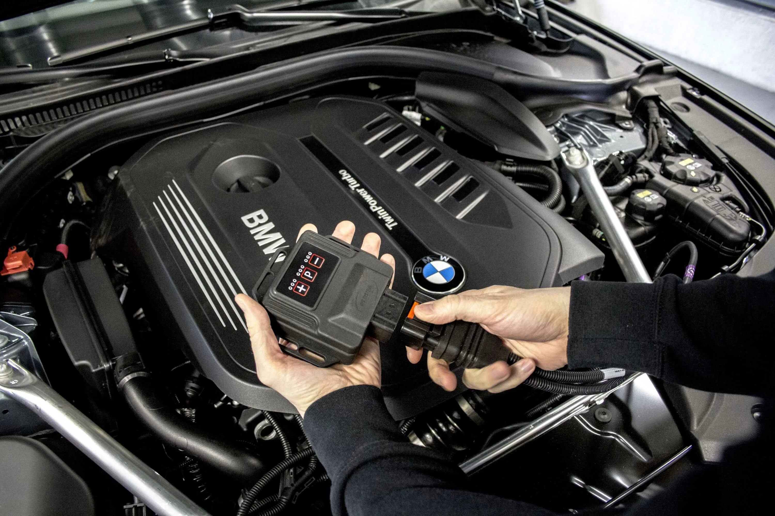 Чип тюнинг 180. Чип бмв. bmw 540 engine. чип bmw 25d. bmw g05 engine.