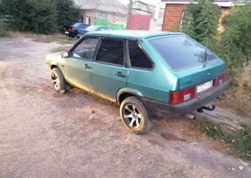 Купить б/у Lada (ВАЗ) 2106 1976-2006 4-speed 1.6 MT (74 л.с.) бензин механика в 