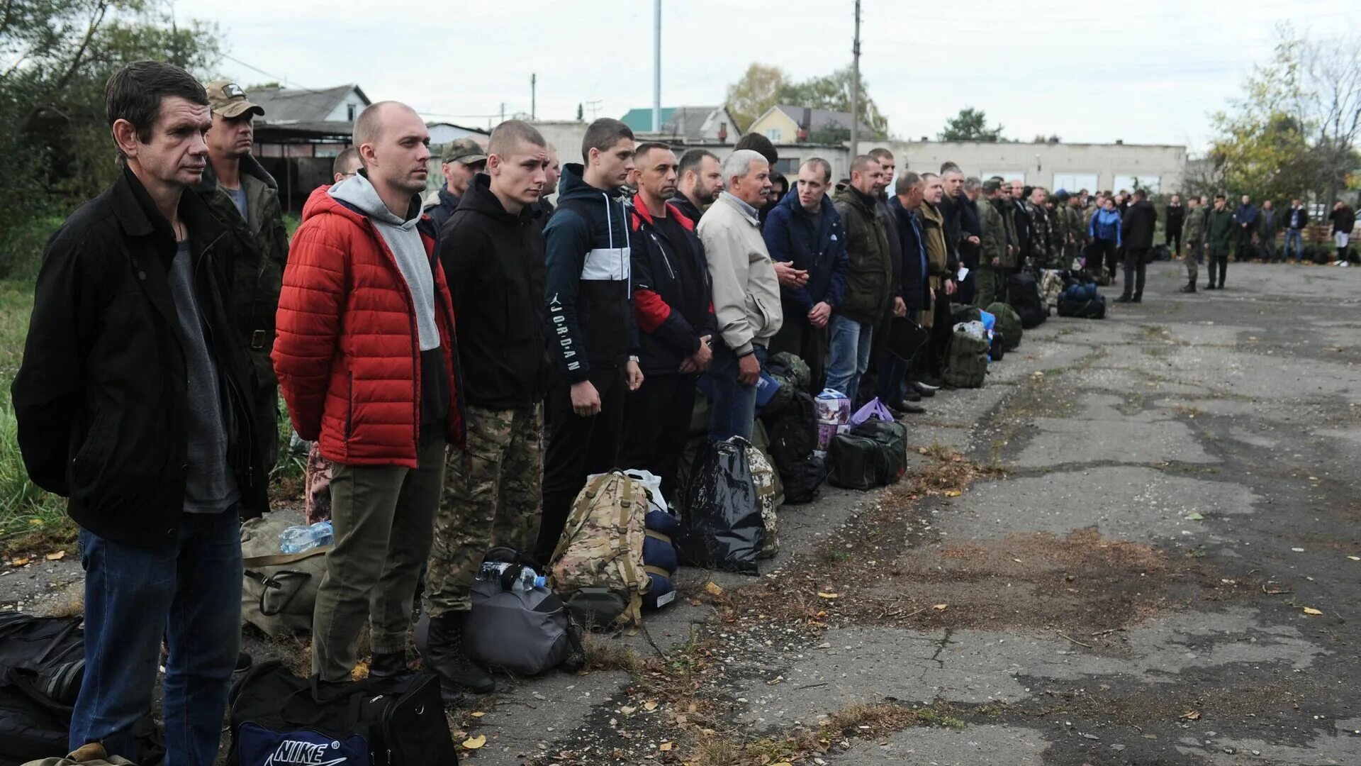 14 октября 2010. Мобилизация в Тамбовской области. Мобилизованные Тамбов. Мобилизация РИА. Военная мобилизация.