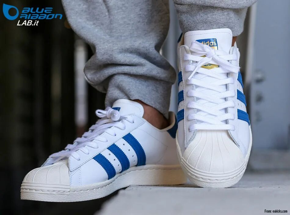 Кроссовки адидас с нитками. Кроссовок adidas Originals Superstar. Кеды adidas Originals Superstar. Кроссовки адидас суперстар мужские. Адидас ориджинал суперстар мужские.