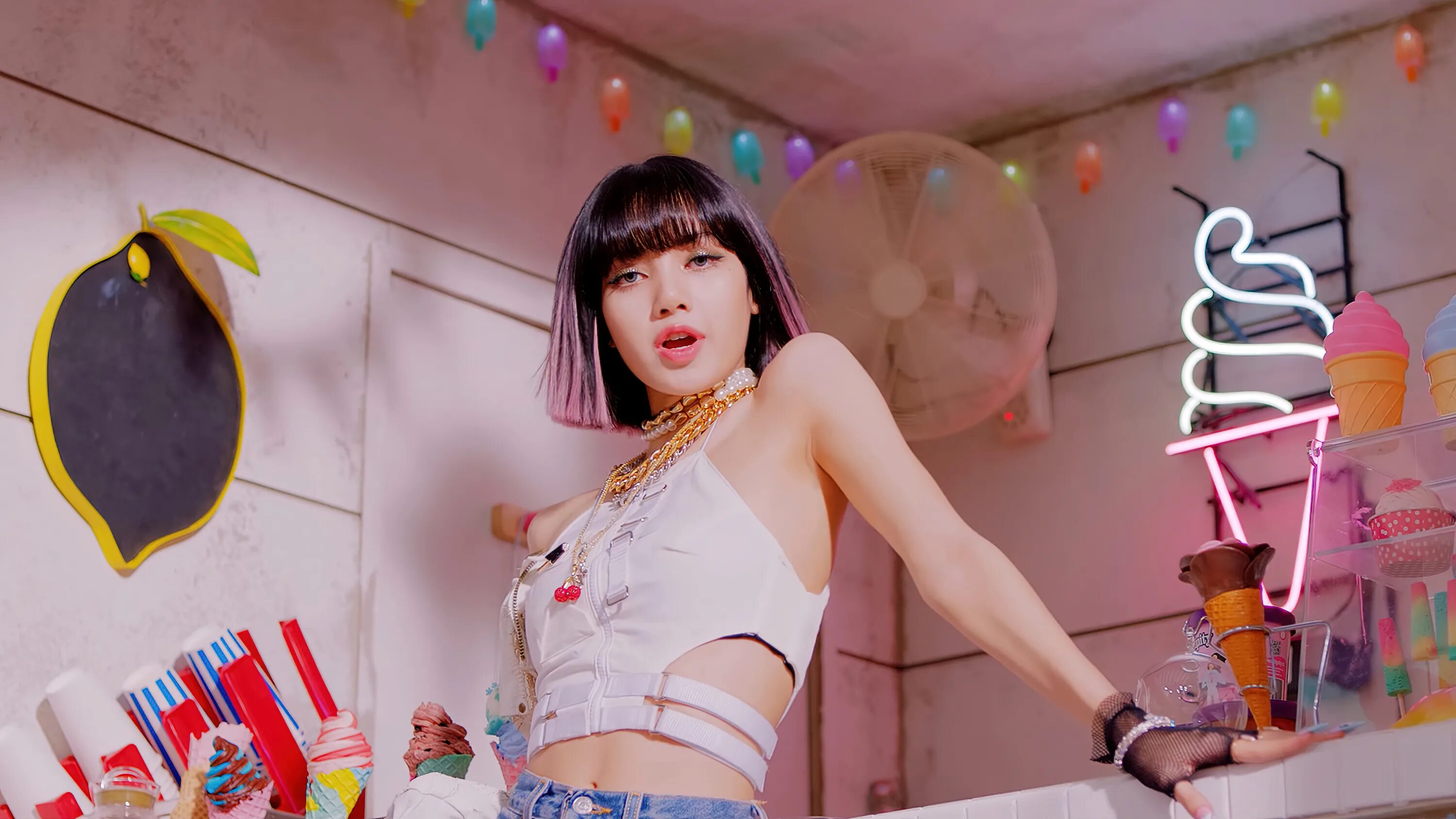 Лалиса Манобан. Блэк Пинк Ice Cream. Black Pink Lisa. Lisa BLACKPINK 2022. Lisa pictures