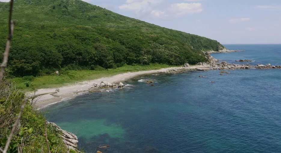 бухта триозёрье приморский край. турбаза сан сити славянка приморский край. приморский край отдых отзывы. бухта десятка кавалеровский район. хасанский район скала череп.