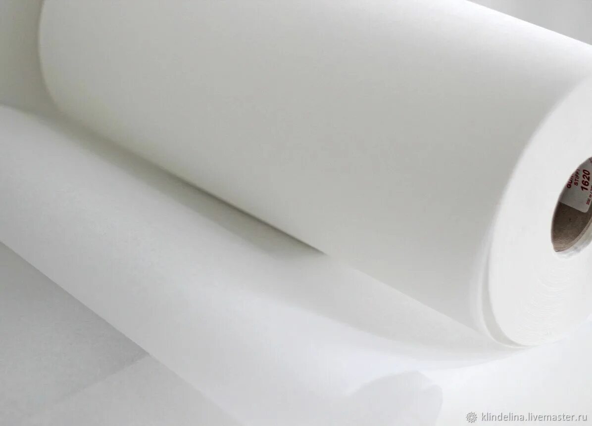 Иглопробивное полотно. Флизелин неклеевой отрывной. Флизелин неклеевой белый 60гр/м2. Фильц 200г/м2 цв черный 90см (уп 50м) danelli fb001. Флизелин 40 г м2.