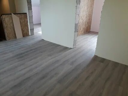 Положить ламинат плинтус