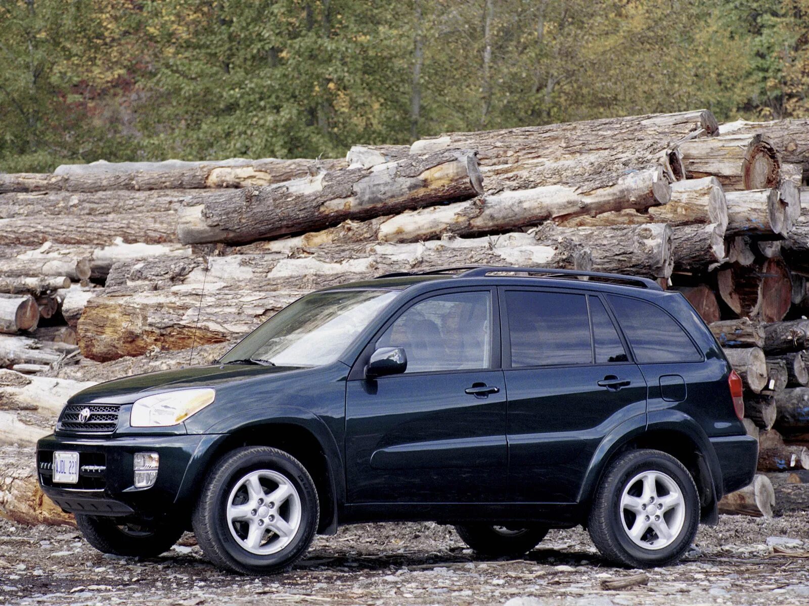 Рав 2 авто. Toyota rav4 поколения. тойота рав 4 2. тойота рав 4 второе поколение. toyota rav4 4 поколение.