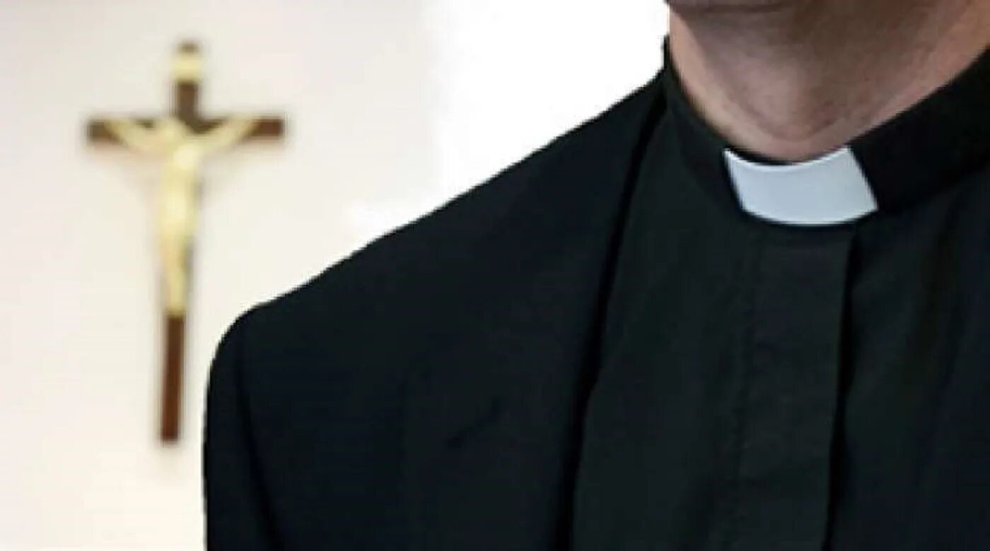 Католический священник 6 букв кроссворд