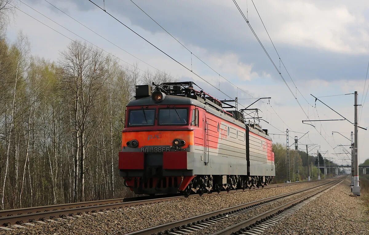 Электровоз вл11м. Вл11 электровоз. Вл11м. Вл11 электровоз постоянного тока. Электровоз 2021.