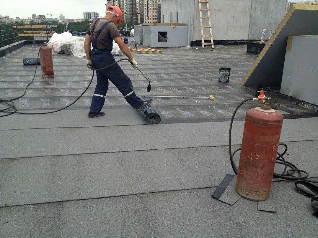 Наплавляемая гидроизоляция икопал. Наплавляемая гидроизоляция кровли. Наплавляемая гидроизоляция кровли. Тм мембрана p3000. Оклеечная гидроизоляция технониколь 2.