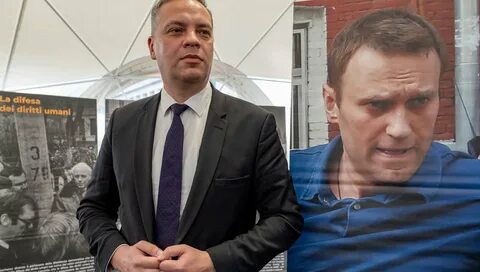Участникам акционерам
