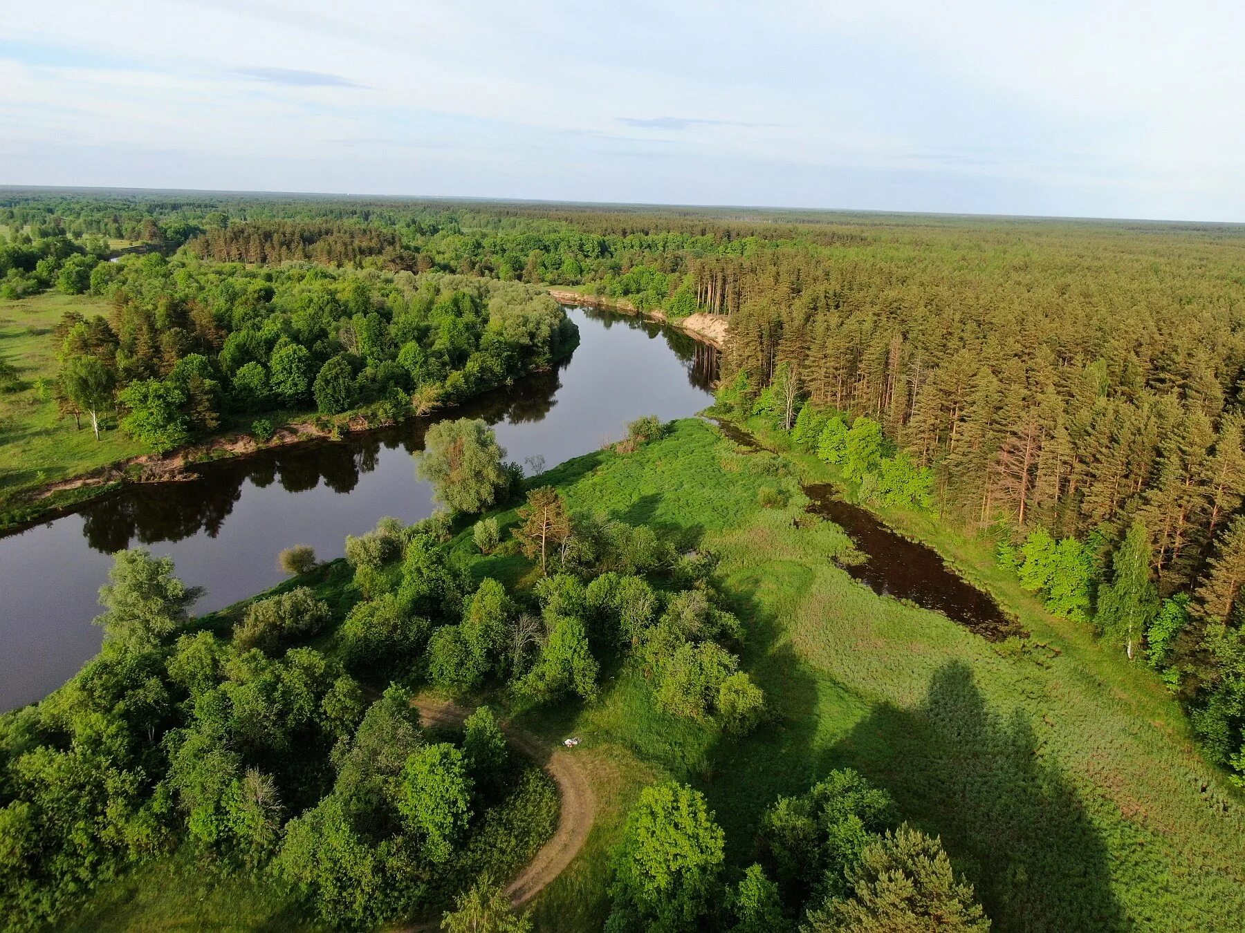 Федеральный проект чистая вода. Закраины на льду. Водоснабжение владимирская область. Контроллер водозаборных сооружений. Река киржач сплав.
