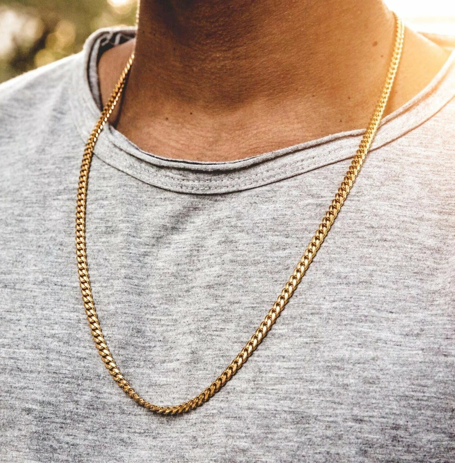 Образ цепочки. "Classic Cuban" Necklace цепь. Gold Cuban Chain. Мужские Цепочки на шею. Золотые Цепочки для мужчин.