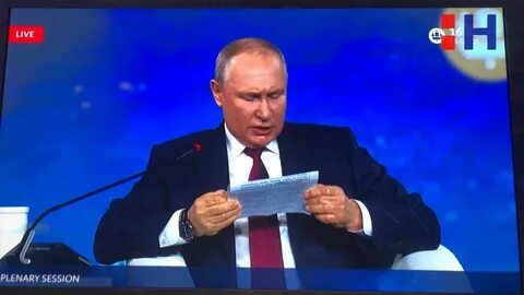 Саймс что с рукой