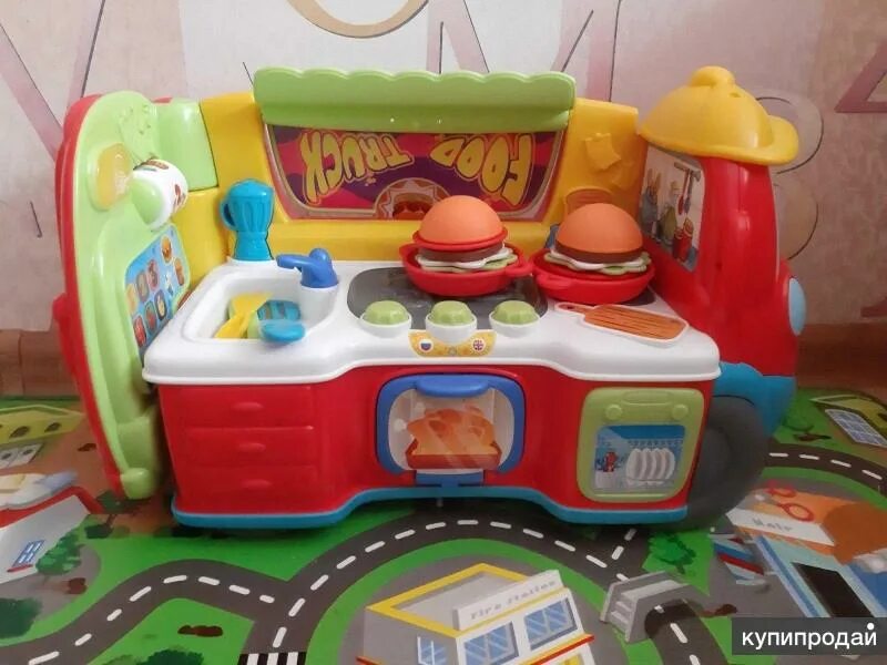 Chicco говорящая кухня. Игрушка детская говорящая кухня. Фургон кухня chicco. Кухня chicco. Музыкальная кухня chicco.
