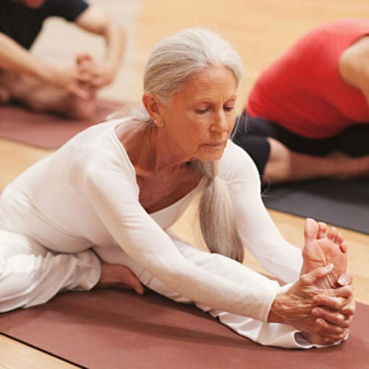 Организм после 70 лет. Йога для пожилых. Йога для людей старшего возраста. Упражнения для пожилых. Фитнес для пожилых.