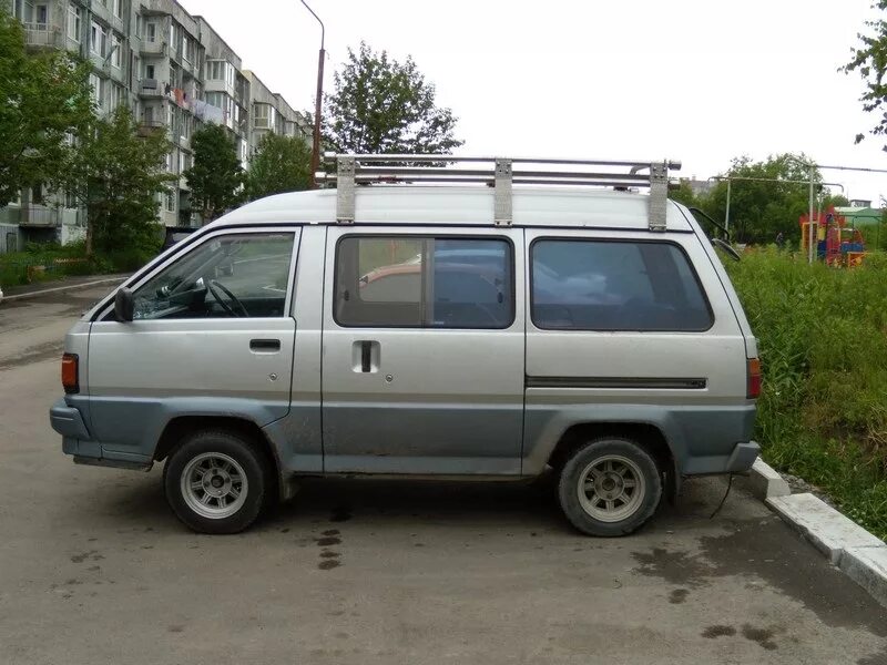 Багажник таун айс. Toyota Lite Ace cr30. Toyota Lite Ace 2021. Toyota Lite Ace, 1990 багажник. Toyota Town Ace cr31.