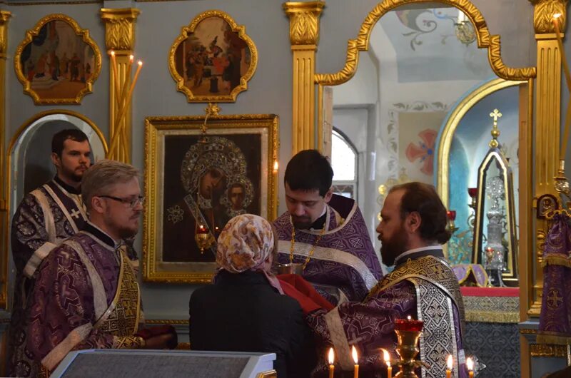Богослужение сорок мучеников севастийских. Богослужение сорок мучеников севастийских. Храм сорока мучеников севастийских киров. Сорок мучеников севастийских богослужение. Храм сорока севастийских мучеников в москве.