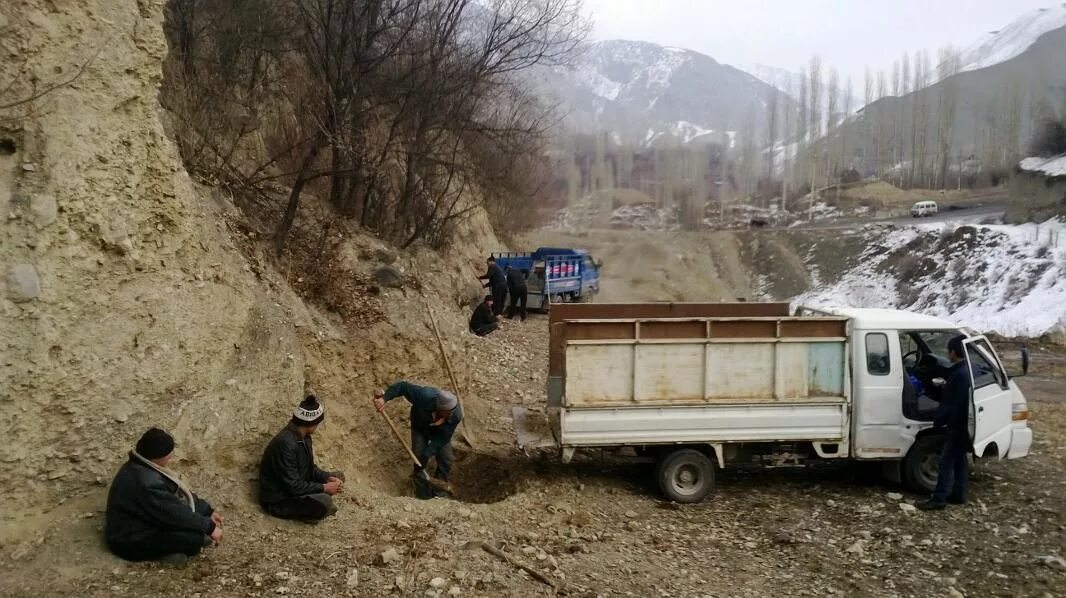 Киргизия село Учкурган. Уч Коргон Кадамжайский район. Погода уч коргон кадамжайский район