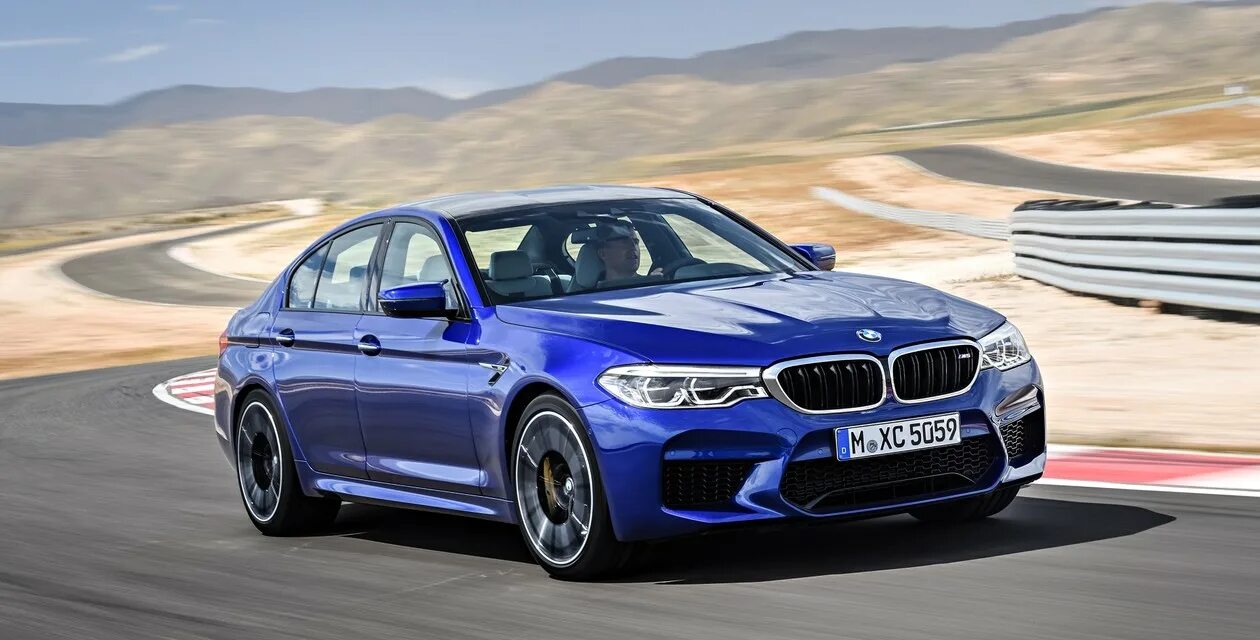 Сколько лошадей в м5 ф90. Bmw m5 f90. bmw m5 2018. bmw m5 f90 2018. бмв 5 ф90.