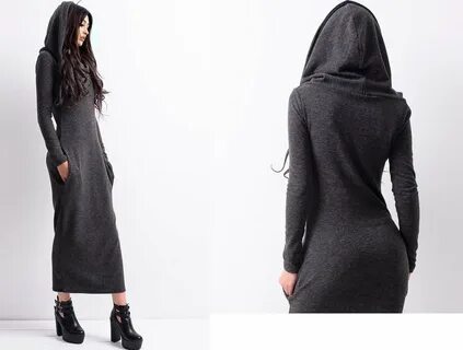 Платье с капюшоном