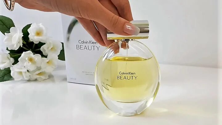 Аромат красоты. Рени духи на разлив Кельвин Кляйн Бьюти. Calvin Klein Beauty Постер. Calvin Klein Cherry Beauty. Smart collection №327 (Calvin Klein Beauty.